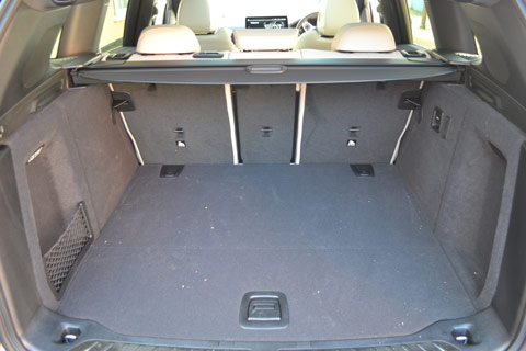 BMW iX3 M Sport Pro boot